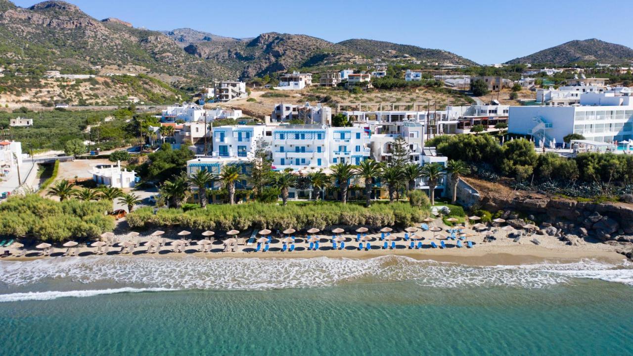 Artemis Aparthotel Makrýgialos Екстериор снимка
