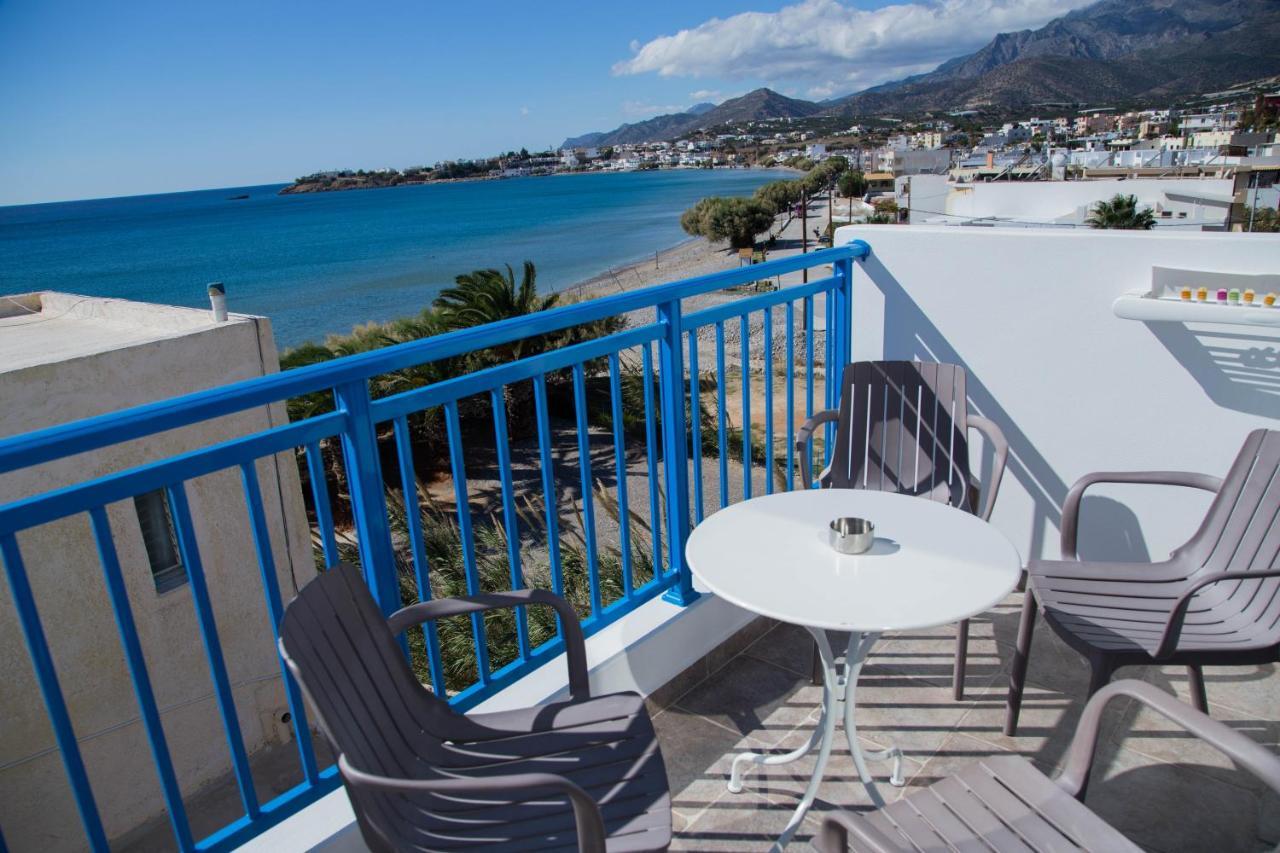 Artemis Aparthotel Makrýgialos Екстериор снимка