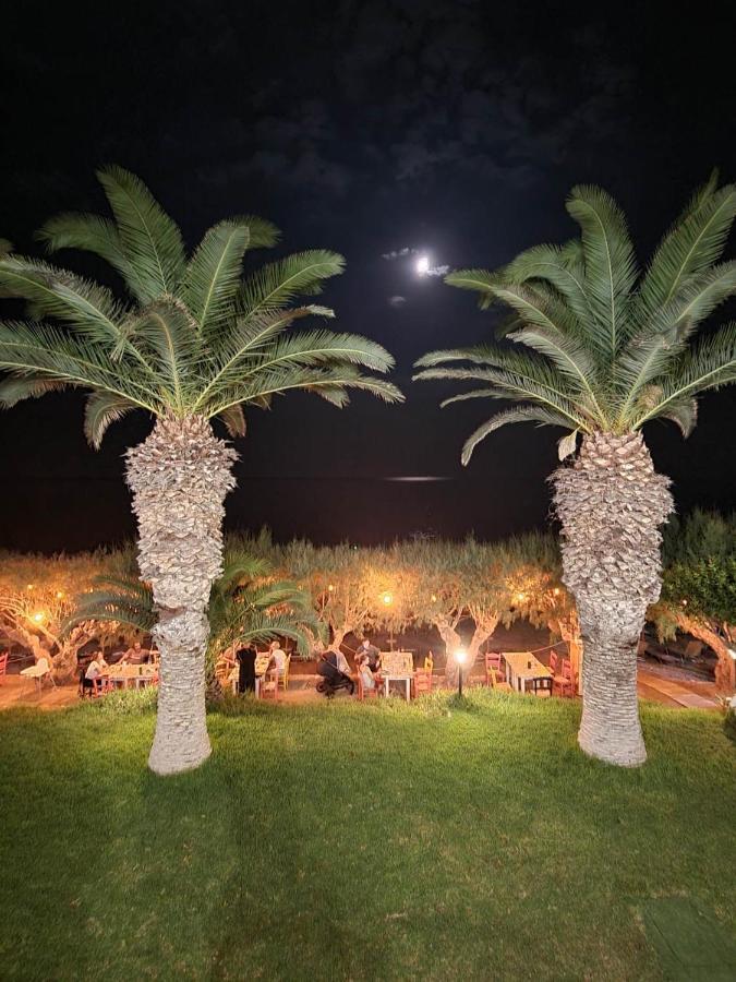 Artemis Aparthotel Makrýgialos Екстериор снимка
