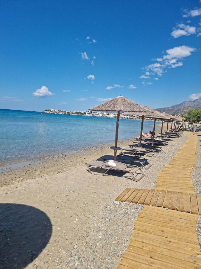 Artemis Aparthotel Makrýgialos Екстериор снимка